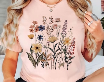 Boho Cottagecore Tshirt, Wildflowers T shirt, Vintage Pressed Flowers Shirt, Botanical Floral Tee, Gift for Gardener,Floral Shirt,Flower Tee