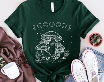 Mushroom Shirt, Moon Phases And Mushrooms T-shirt, Magical Celestial Fungi Shirt, Goblincore Aesthetic,Cottagecore Mushroom,Vintage Mushroom