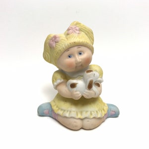 1984 Cabbage Patch Kids Ceramic Figurine Girl and Puppy Blonde Collectible