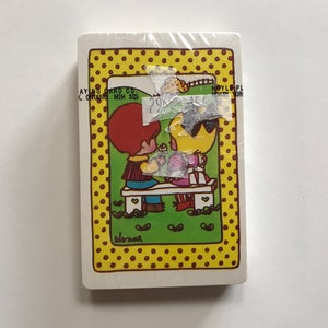 VENTE - vintage jeux de cartes soirée jeu scellé jeu de cartes scellé groovy poker rami vieille femme de chambre bridge coeurs solitaire éphémères