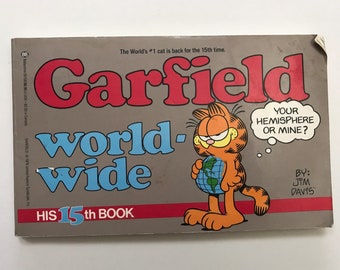 1980s Garfield World Wide Comic Strip Book