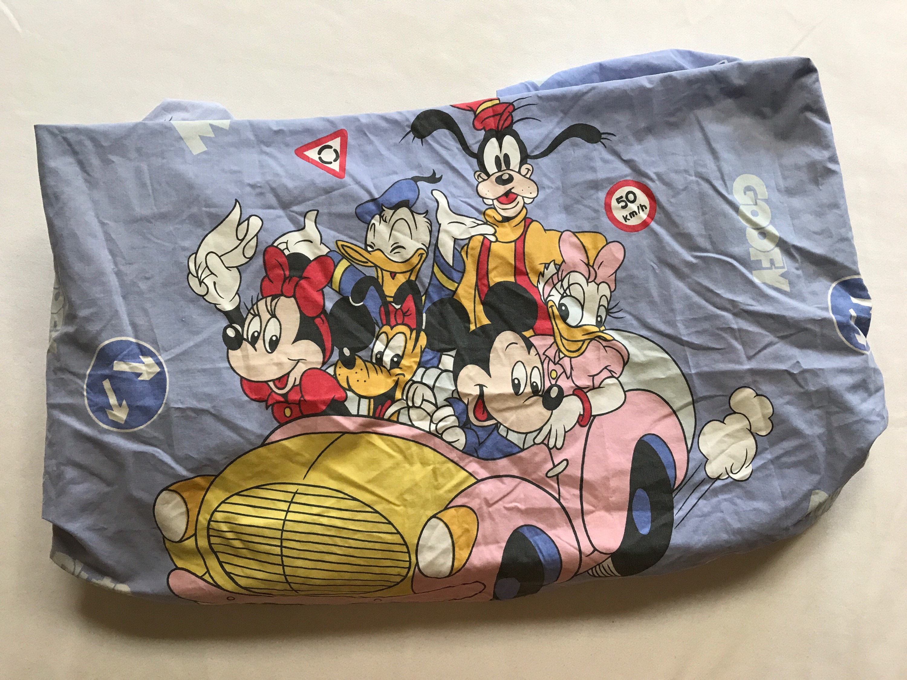 ミッキーミニー ディズニー 大柄ドライブ柄 フィットシーツ 生地