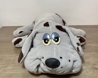 1980s Pound Puppies Irwin Plush Dog Grey Stuffed Animal Zip Pouch 80s Kids Toy