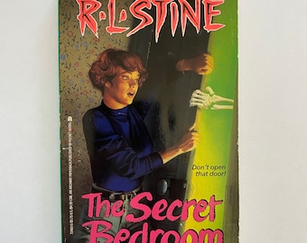 【３Stories】Lessons in Terror R.L. Stine il_1080xN.6870945506_qzmj.jpg