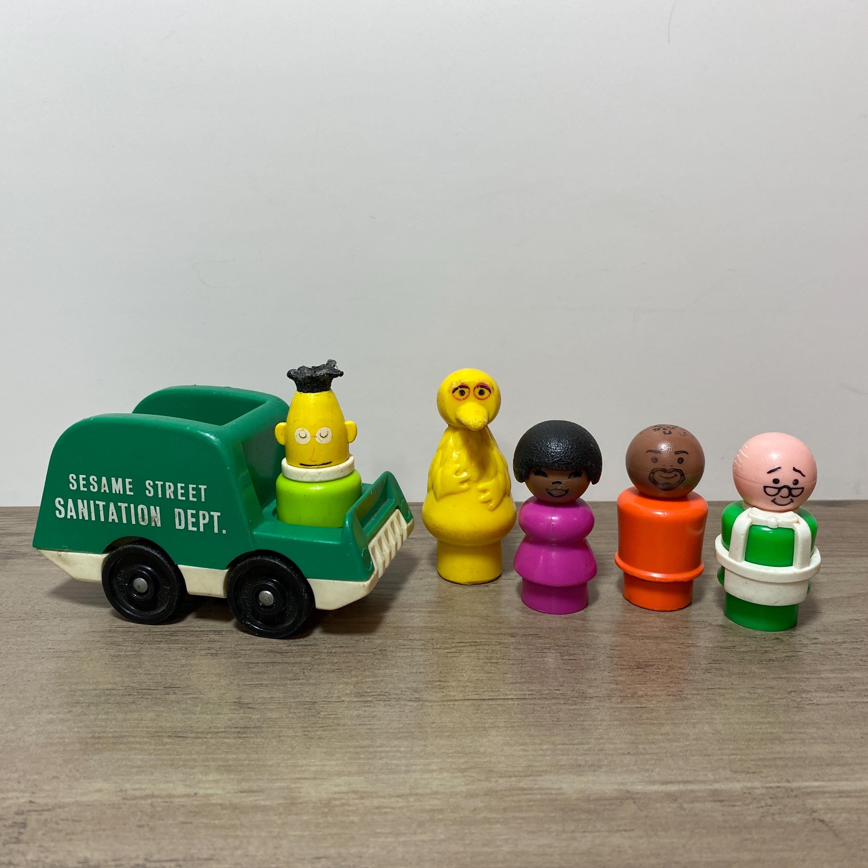希少　フィッシャープライス　　スクールバス　セサミストリート　カンガルーなど 希少 フィッシャープライス スクールバス セサミストリート カンガルー