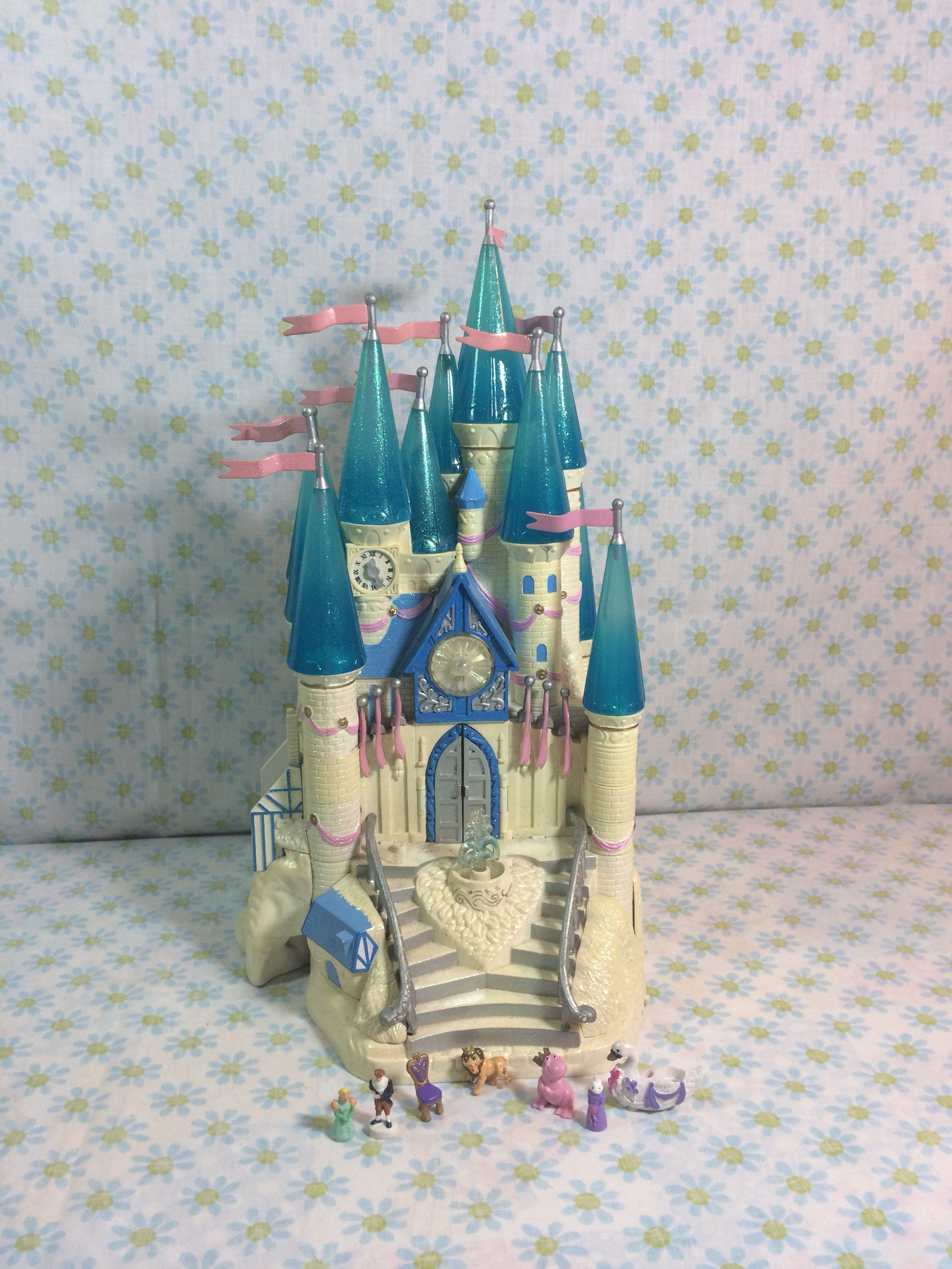 CLEARANCE Trendmasters Cinderella Star Castle 1996 Glittery Toy