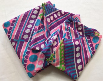 キングサイズフラットシーツとカバー サイケデリックな幾何学模様の60年代プリント フラワーパワー ポリエステル寝具