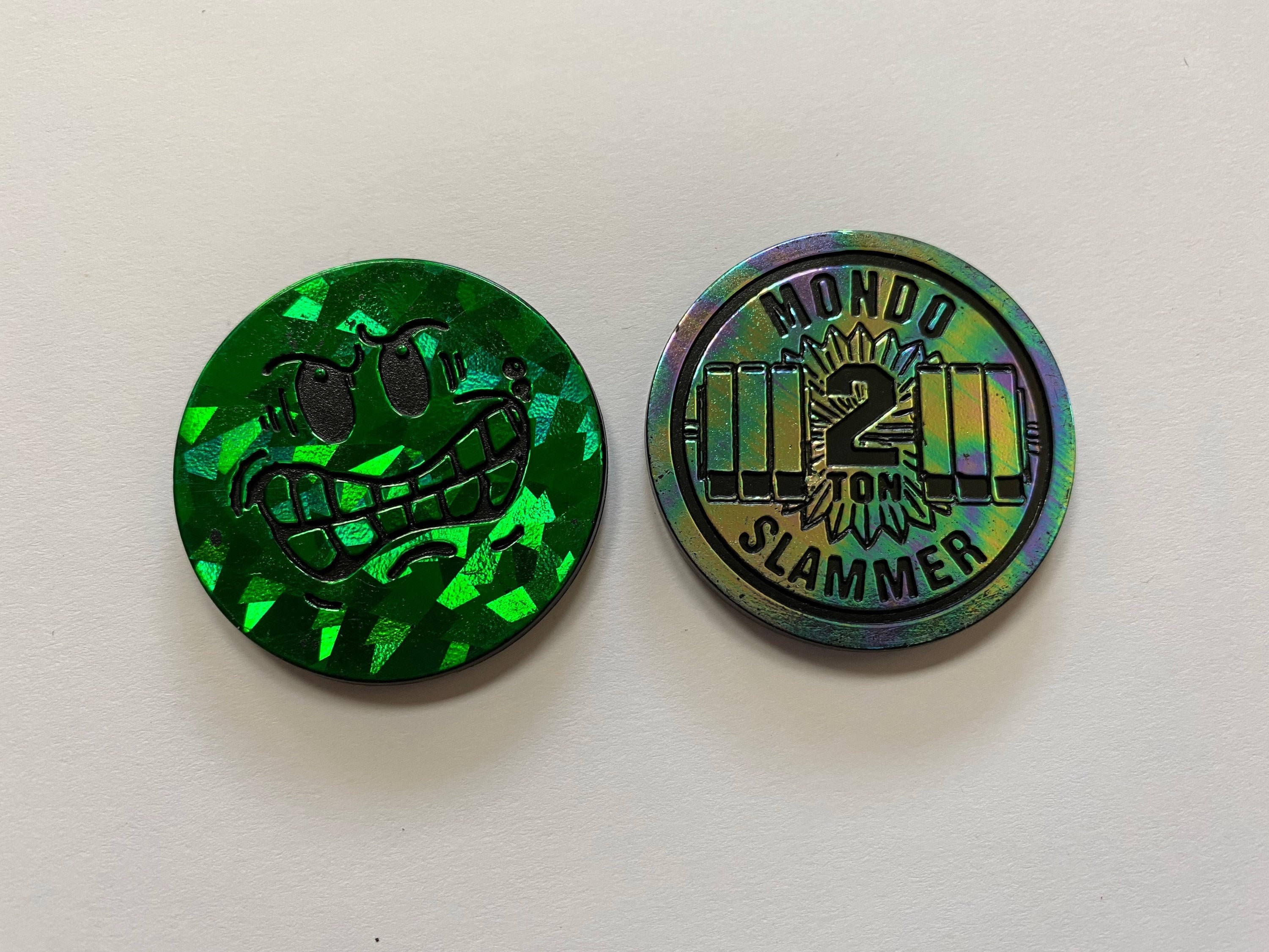 ハマースレイ ① シャムロック プレートスクロールエンボス 1990s Pog Slammers Official Kids Toys Game Pieces Classic 90s Rad