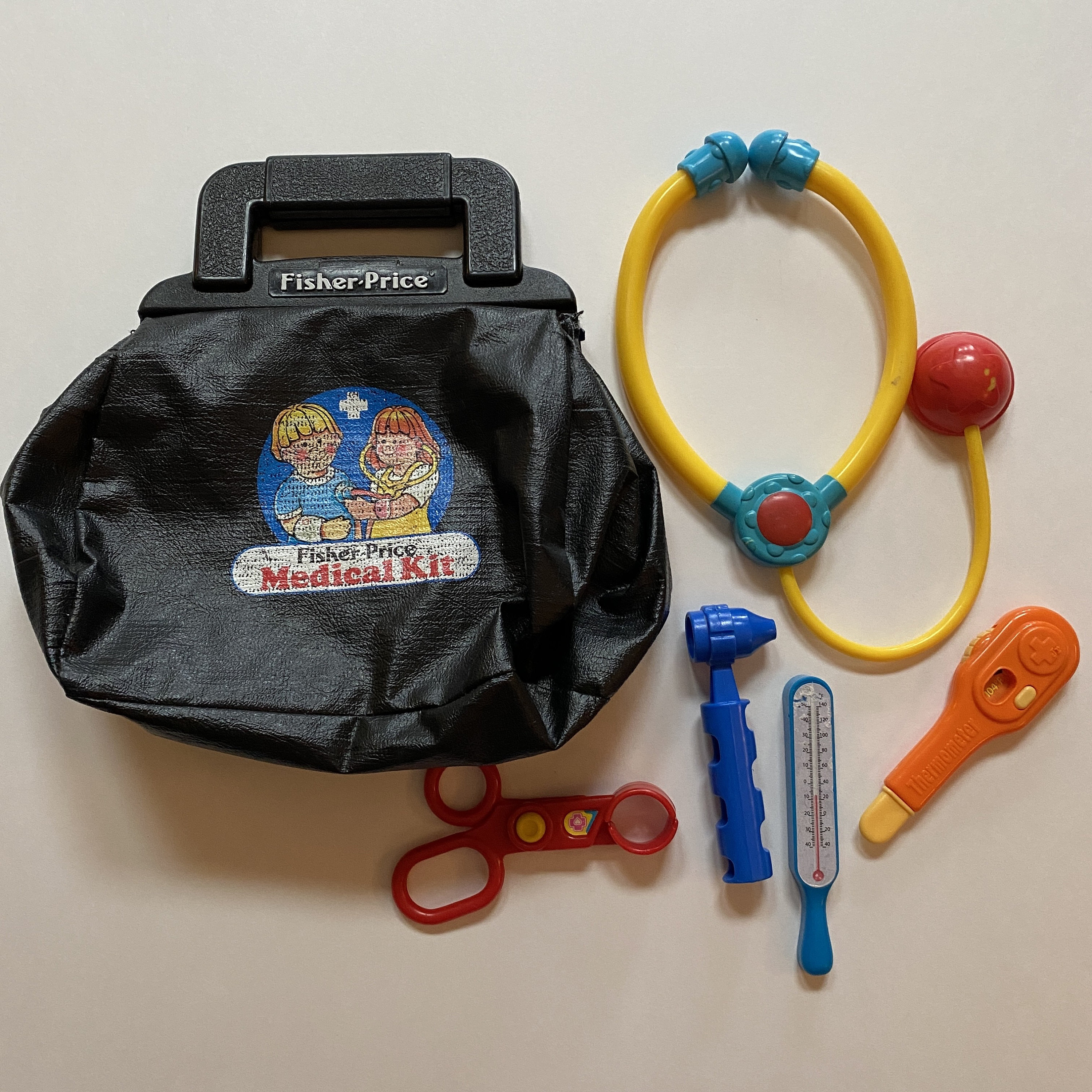 レア　フィッシャープライス メディカルキット アメリカンビンテージ Fisher price doctor kit - Etsy 日本