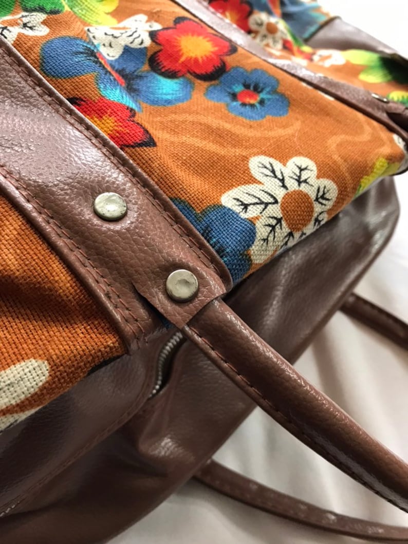 SAVE 25/% Retro Flower Power Carry On Floral Luggage Bag Overnight Retro Groovy Japan Travel with Wheels Large Jumbo Hawaiian Flowers