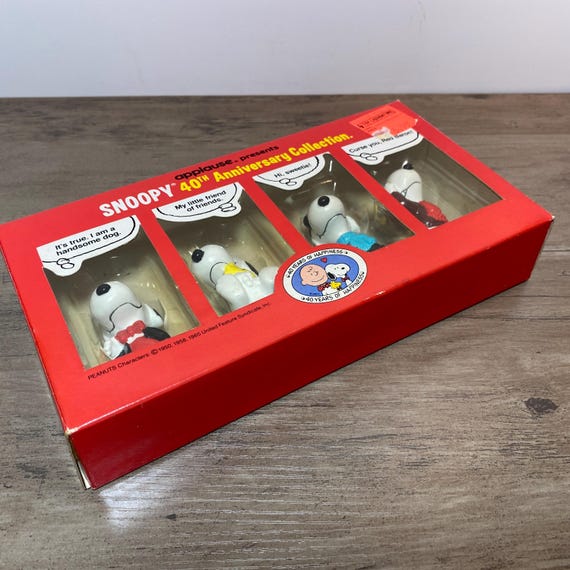 1990 Snoopy 40th Anniversary Collection PVC Toys Mini Figure SET