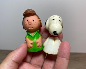 ヴィンテージ スヌーピー＆ペパーミントパティ ミラー、スヌーピーが