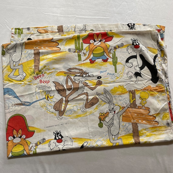 1977 RARE Looney Tunes Vintage Twin Size Top Bedsheet Collectible Kids Bed Linens