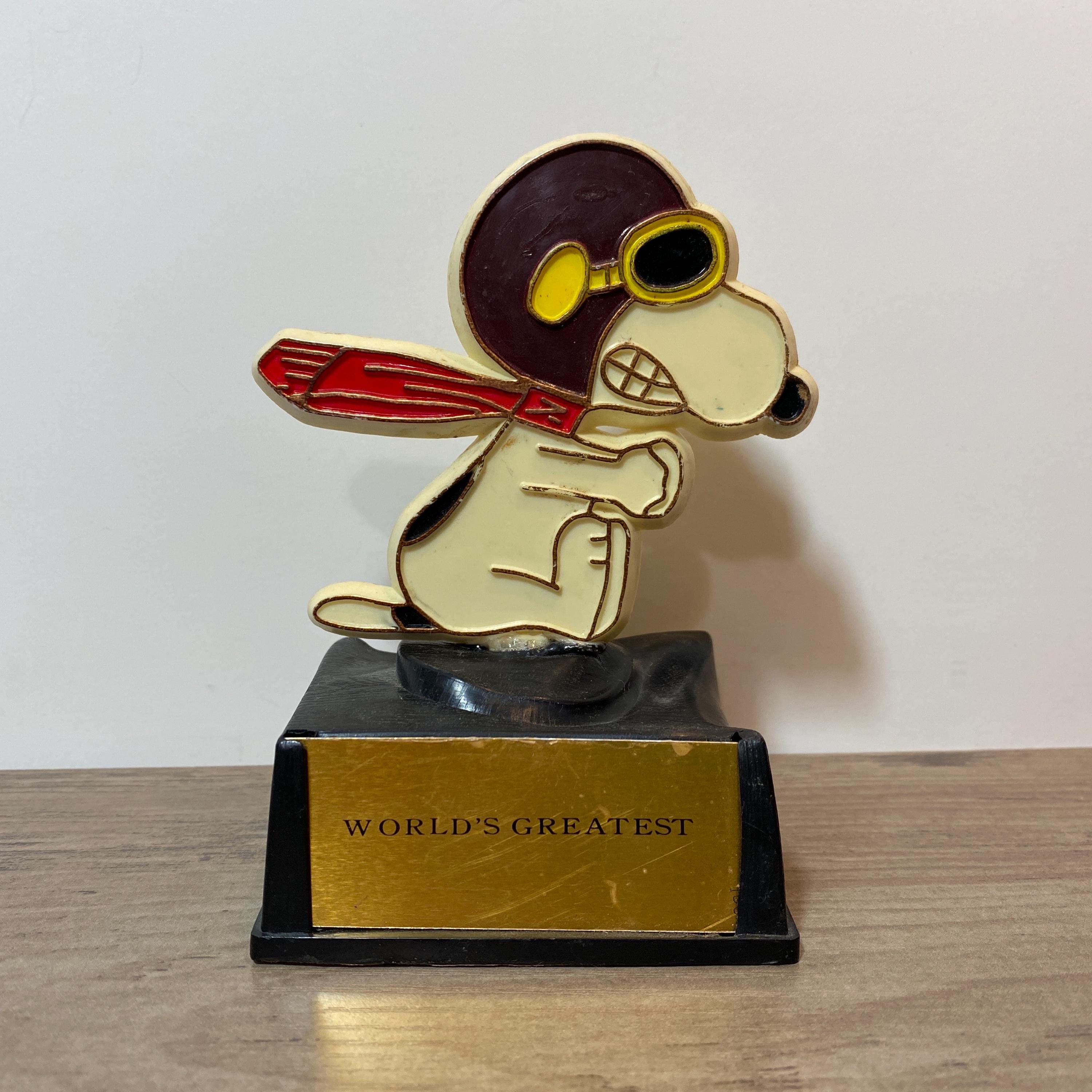Aviva snoopy trophy - Etsy 日本
