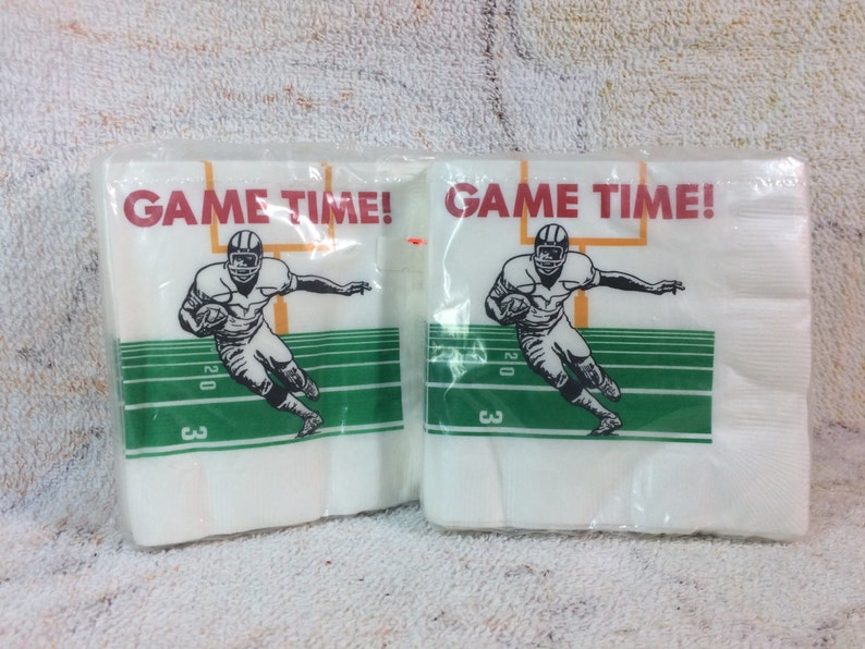 Collectible Vintage SUPER POWERS Happy Birthday Napkins Sealed /& Unused 1984
