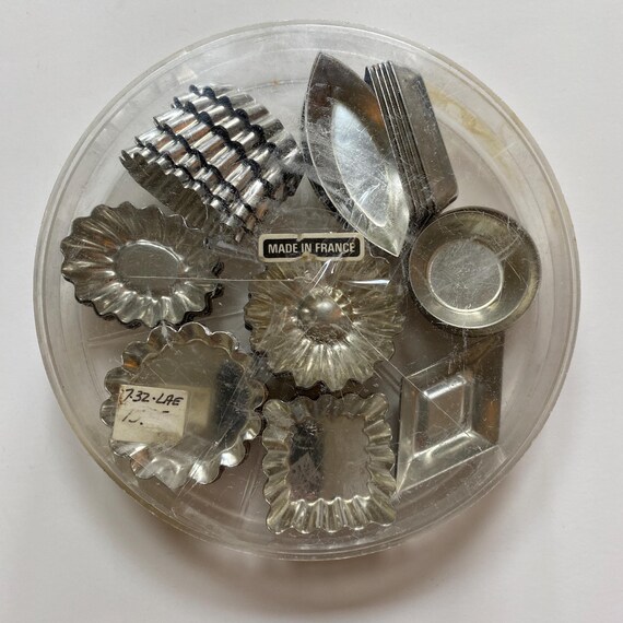 ブリキ製ベーキングモールドカップ 料理アート ミニタルト缶 フランス