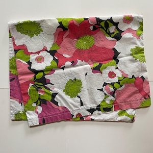 Taie d&#39;oreiller wabasso simple taille standard rose blanc vert flower power