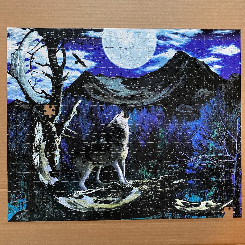 1999 Magic Morph Wolves Puzzle TWO MISSING PIECES Anamorphic Jigsaw ...