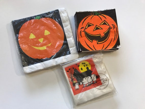 Vtg Lot Halloween Party Plates Napkins Ghost Cat Pumpkins