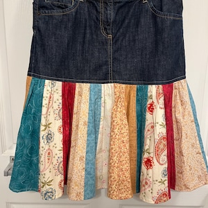 Repurposed Denim Skirt Western Skirt Boho Skirt Country Chic Skirt Hippie Skirt Recycled Denim Skirt Blue Red Skirt Ladies Size 4 Petite