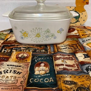 Vintage 1970s Corningware Floral Bouquet 1.5 Quart Serving Dish with Lid