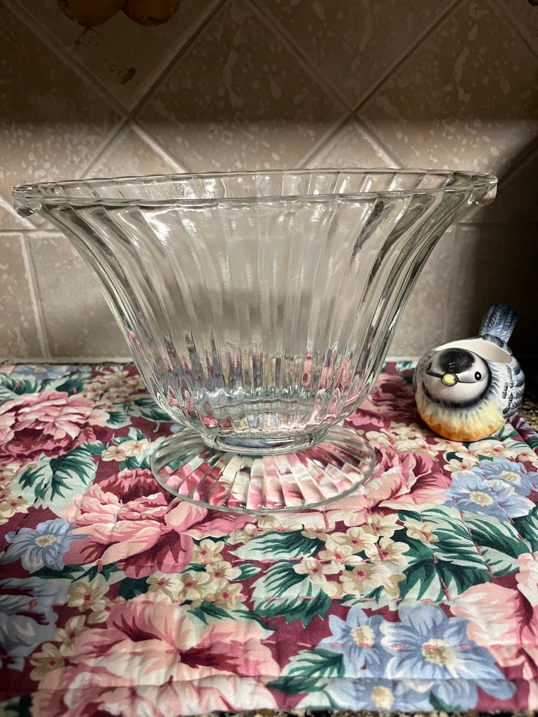 Vintage Ribbed Glass Vase Fan Shaped Vase Housewarming Gift Wedding