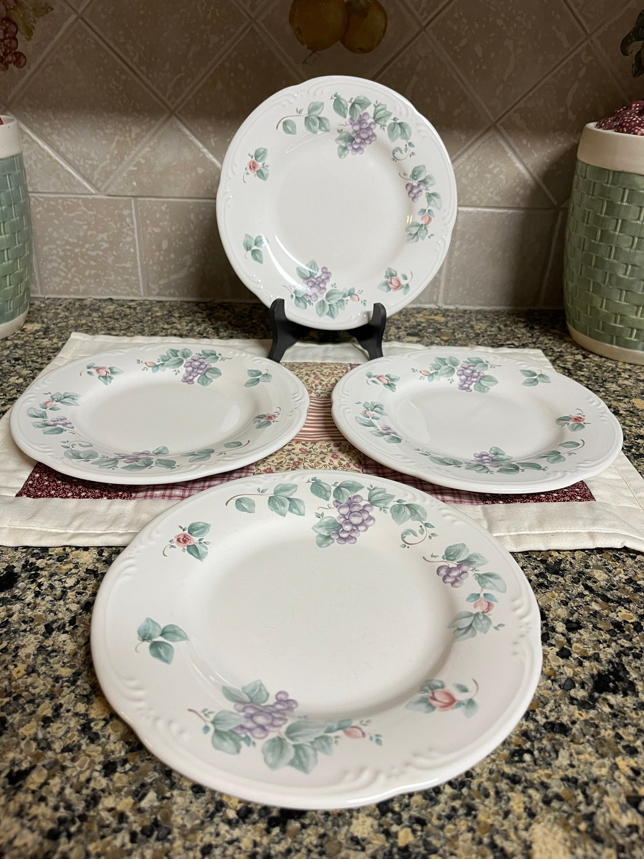 Vintage Pfaltzgraff Grapevine Salad Plate Set Pieces Wedding