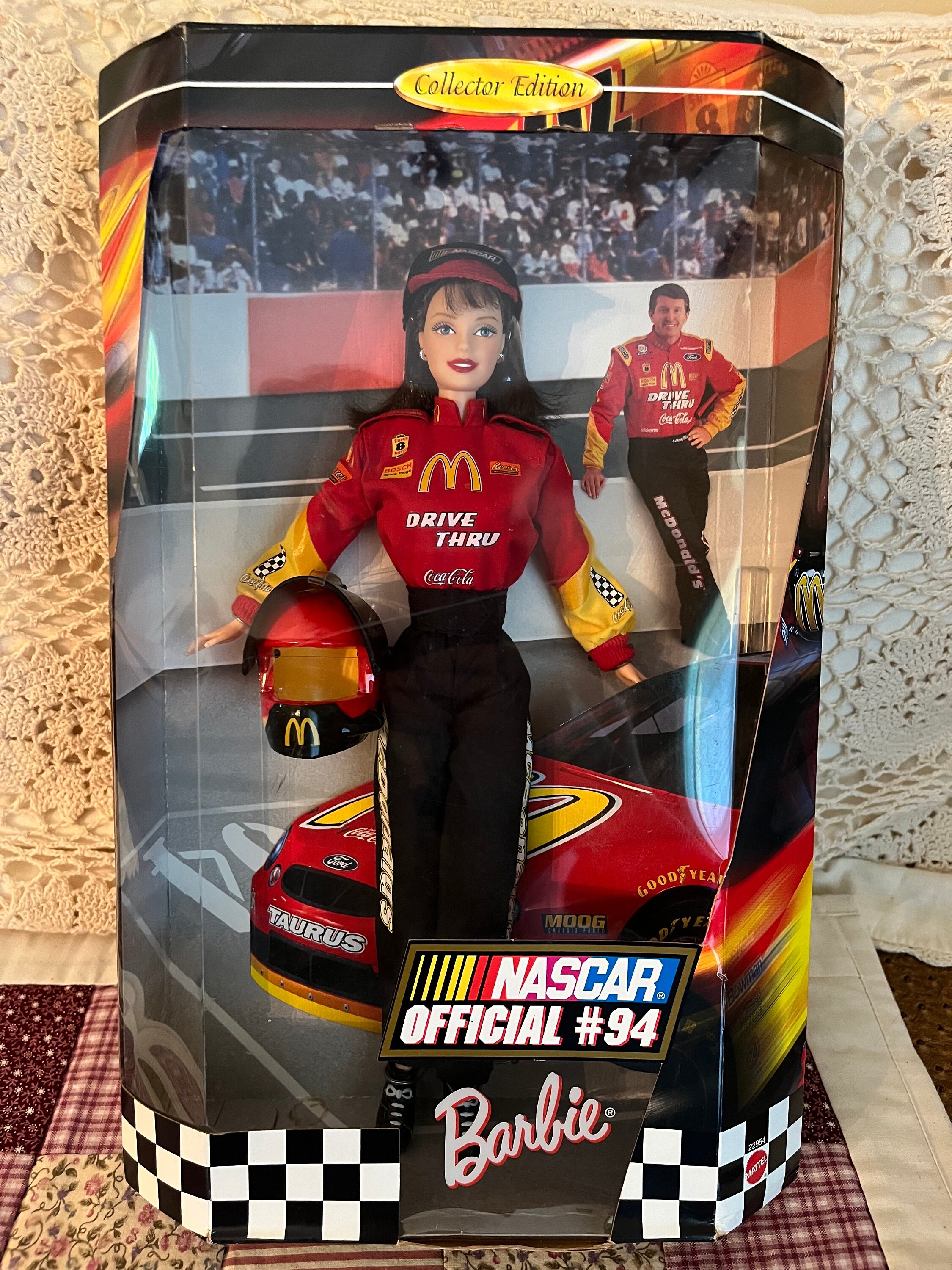MATTEL - ナスカー・バービー　NASCAR BARBIE　未開封　２品セット MATTEL - ナスカー・バービー NASCAR BARBIE 未開封 2品セット