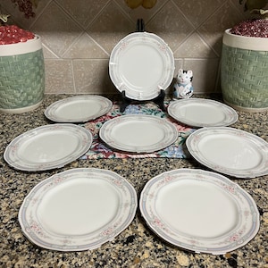 Mikasa Garden Club Silk Bouquet EC 463 Dinnerware Collection