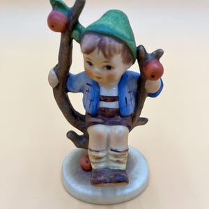 Vintage Goebel Hummel Figurine: Apple Tree Boy, 1960s-70s