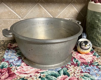 Vintage Guardian Service Aluminum Pot or Pan Housewarming Gift Friendship Gift Wedding Gift Birthday Gift Pots and Pans