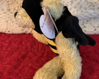 Vintage TY Attic Treasure Beanie Baby Beezee Plush Jointed Bee