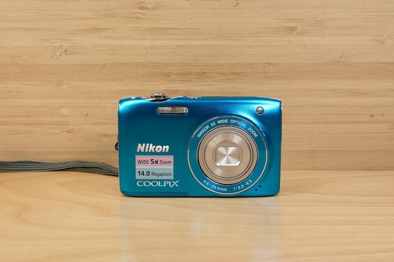 Vintage Nikon Coolpix S3100 Digital Camera / 14MP / 5x Optical