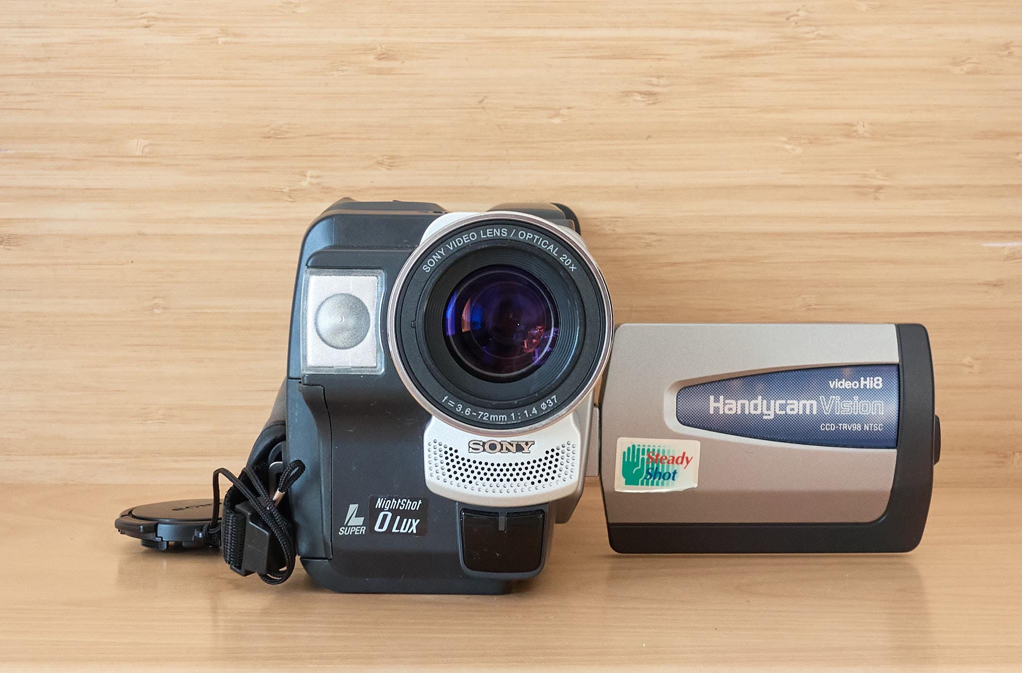Sony Handycam Vision CCD-TRV98 Hi8 Video8 Camcorder Tested Made in