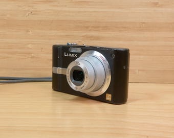 Panasonic Lumix DMC-FX30 Digital Compact Camera W/ Leica Lens