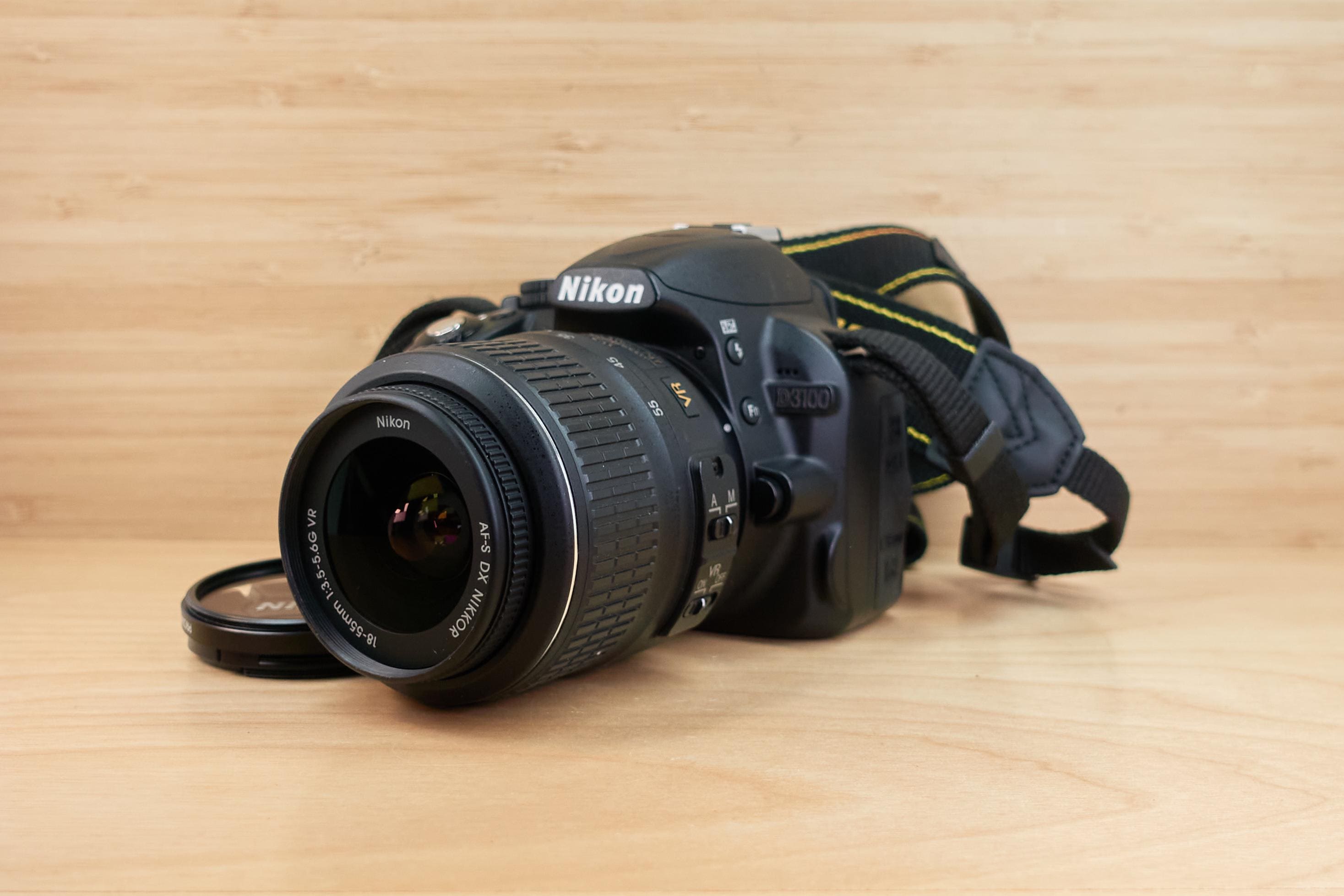 Nikon D3100/Nikon AF-S DX NIKKOR 18-55㎜ 1:3.5-5.6 一眼レフカメラ