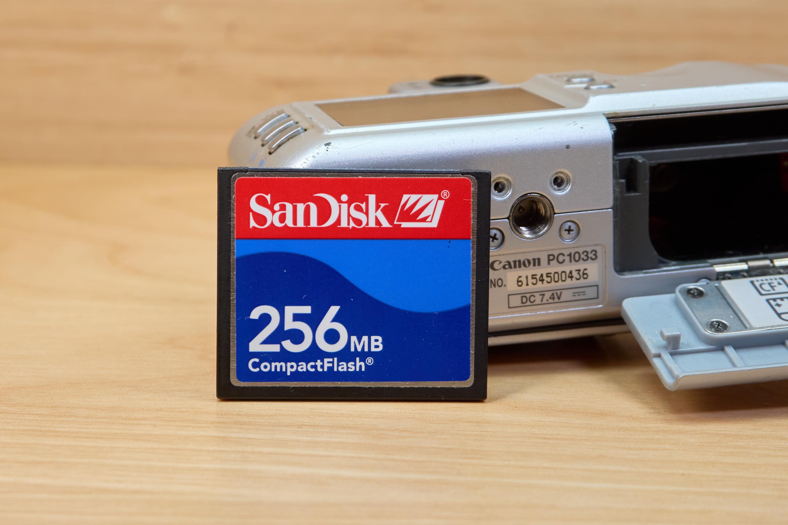 【美品レトロ】Canon PowerShot S45 515D81VB0QL._UF894,1000_QL80_.jpg