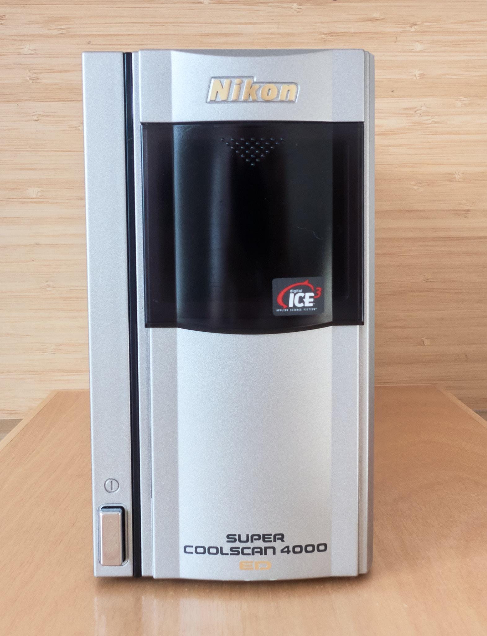 Nikon LS-4000 ED Super Coolscan 4000 Film Scanner, Made in Japan