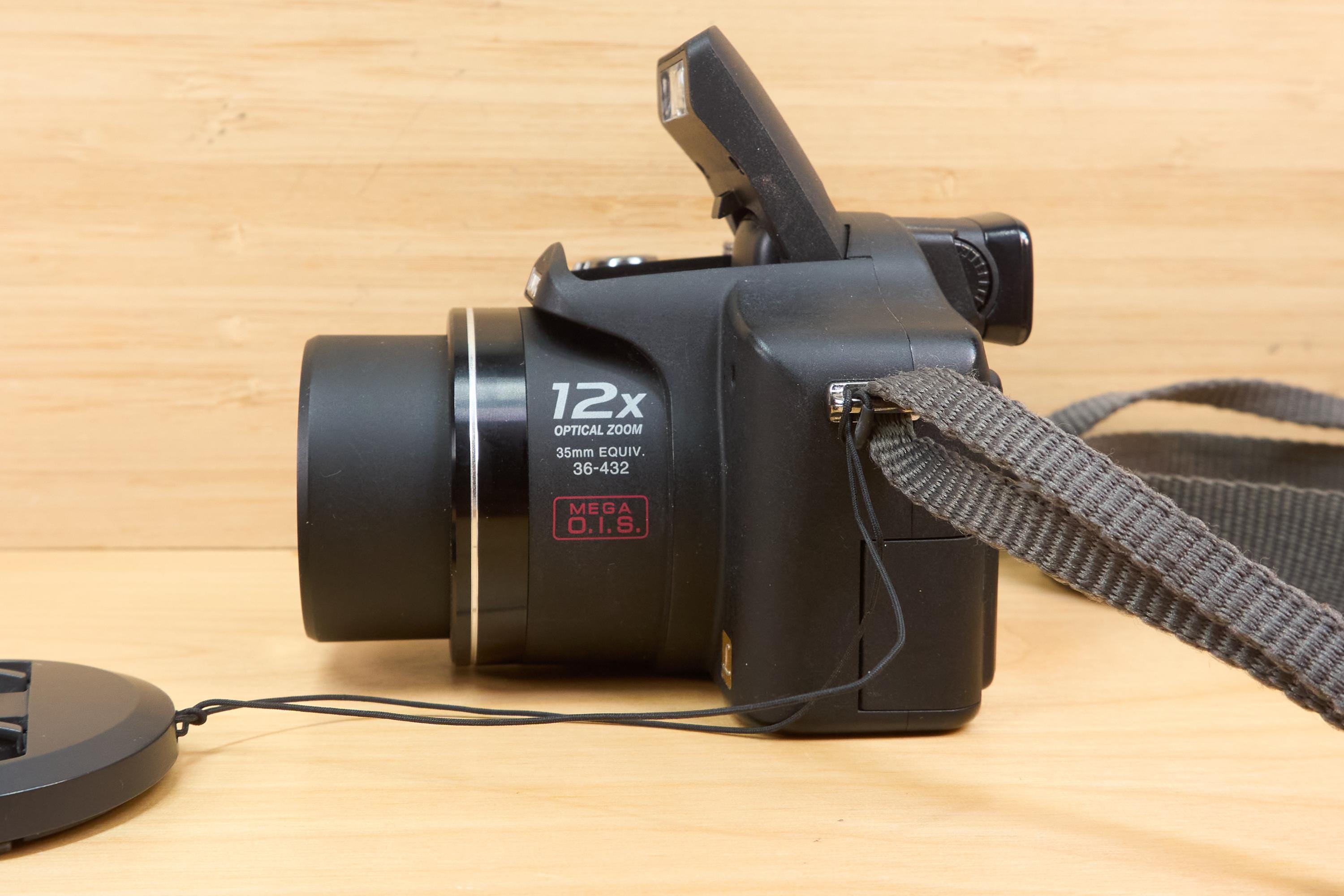 ヴィンテージ パナソニック ルミックス DMC-FZ8 デジタルカメラ / 7.2