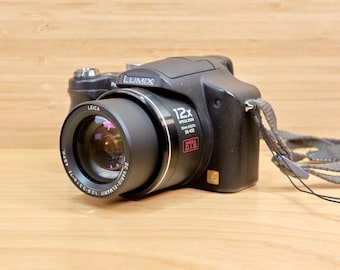 Panasonic Lumix DMC-FX30 Digital Compact Camera W/ Leica Lens