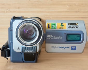 Videocamera Sony DCR-TRV530 Digital8 Handycam, videocamera vintage Sony NightShot, prodotta in Giappone