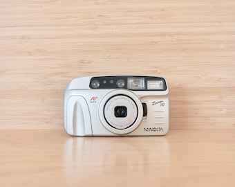 Minolta Zoom 70 AF Date 35mm Film Camera Vintage Point and Shoot