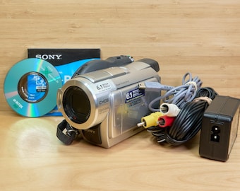 Sony Handycam DCR-DVD508E Digital Video Camera Recorder Mini