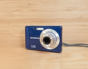 Vintage Olympus T-100 Digital Camera / 12MP / 3x Optical Zoom / Blue / Tested & Working
