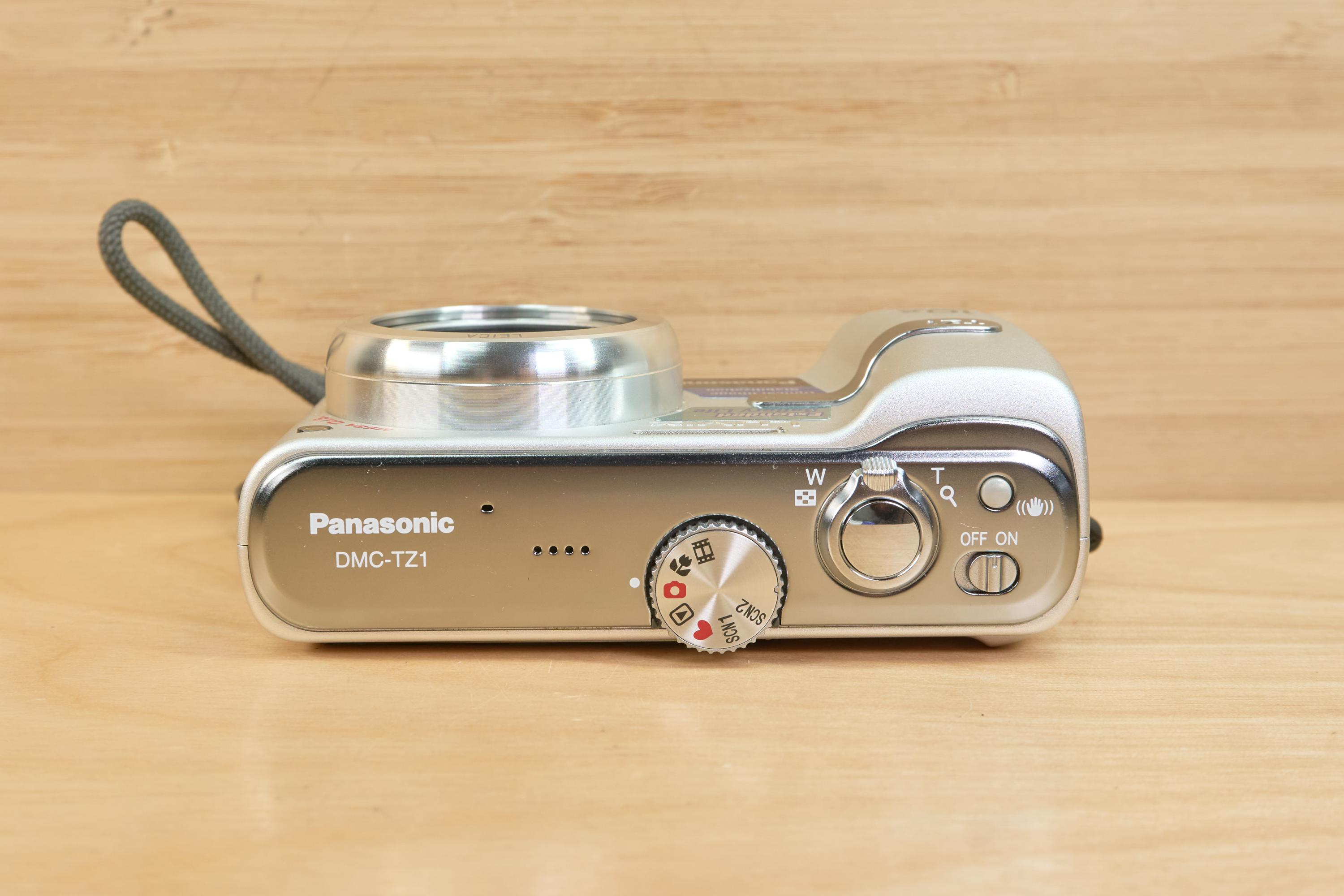 Vintage Panasonic Lumix DMC-TZ1 / 5MP Digital Camera / 10x Optical