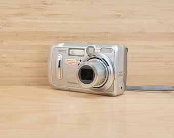 Kodak EasyShare DX6440 / Fotocamera digitale da 4 MP / Zoom ottico 4x / Fotocamera compatta vintage