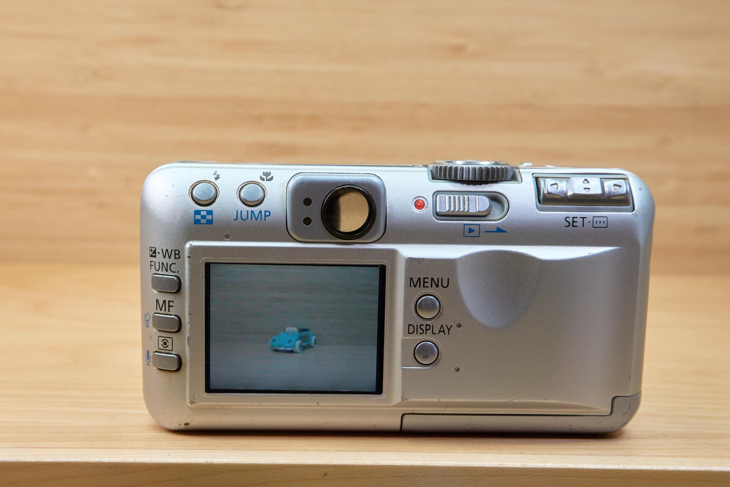 Vintage Canon Powershot S45 4MP Digital Camera W/ 3x Optical
