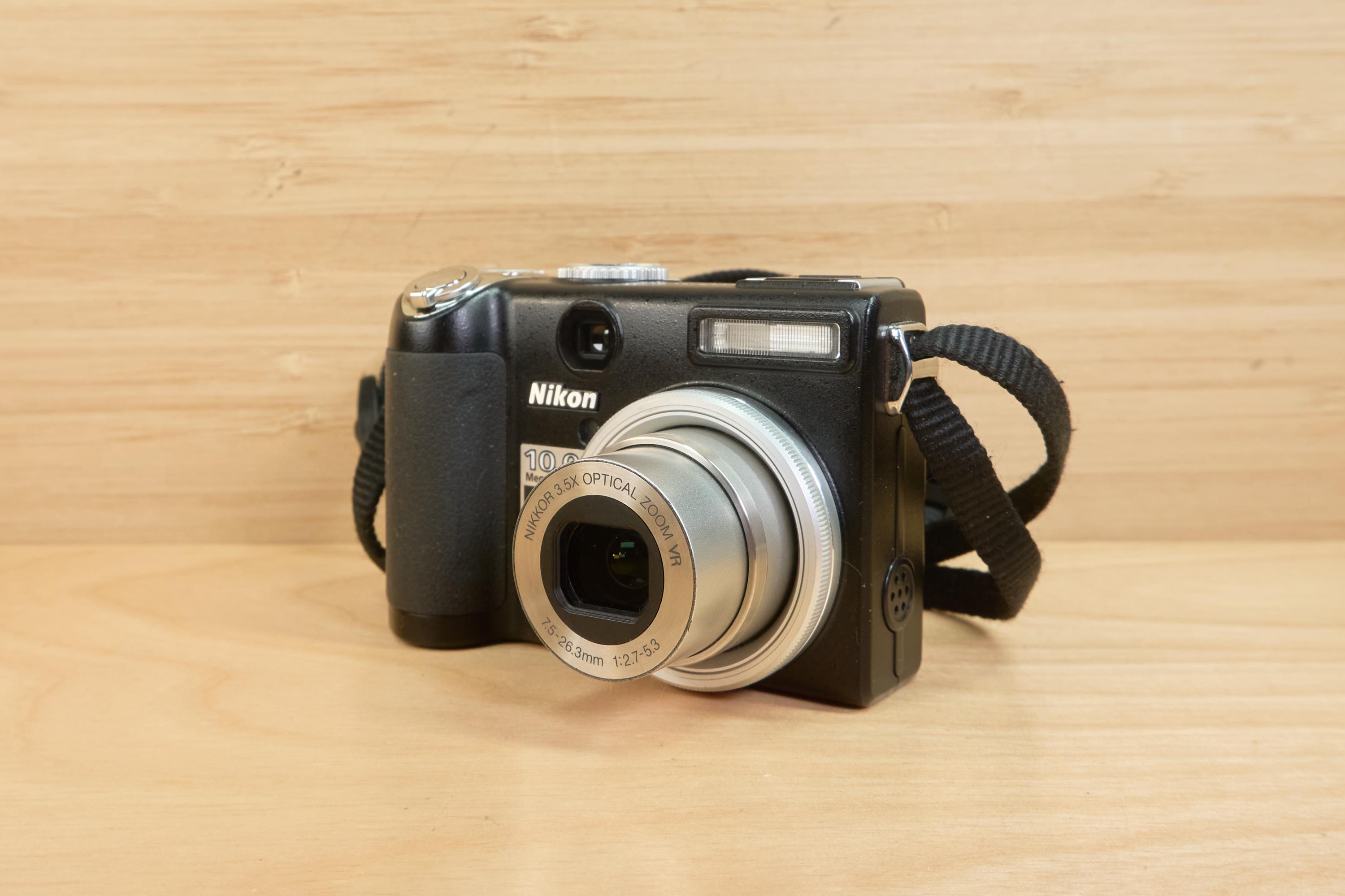 Vintage Nikon Coolpix P5000 Digital Camera / 10MP Compact