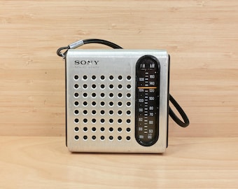1960年代のビンテージナショナル6トランジスタラジオ（オリジナル