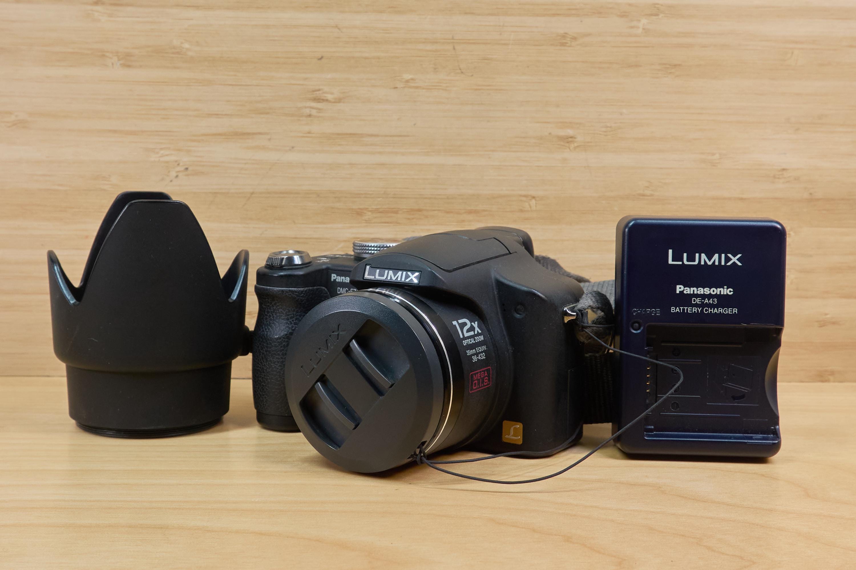 ヴィンテージ パナソニック ルミックス DMC-FZ8 デジタルカメラ / 7.2